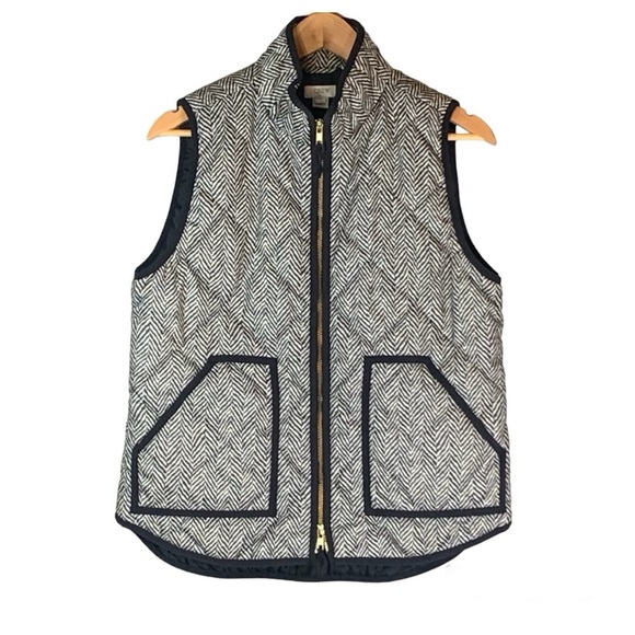 J. Crew Steely Grey Printed Quilted Puffer Vest Size M EUC - Picture 3 of 11